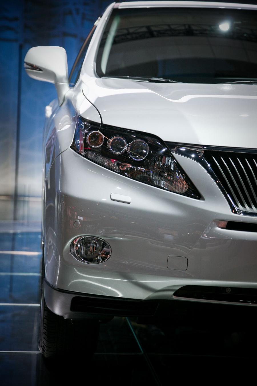  Lexus RX450h 2009 года  (фото 98 из 174)
